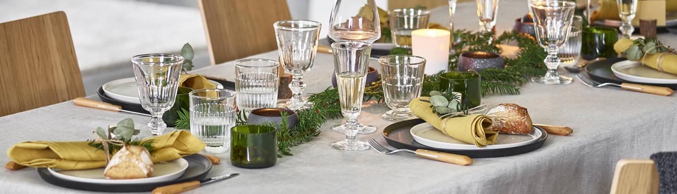 Quels verres de Noël pour une table chic ? – Blog BUT