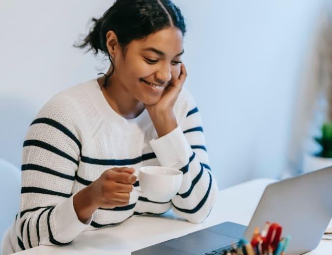 Bureau : 12 modèles pour un mini coin télétravail - Joli Place