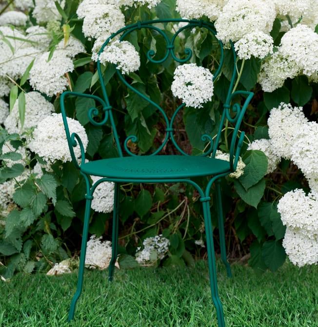 Comment repeindre son salon de jardin style fer forgé ? | Blog Camif