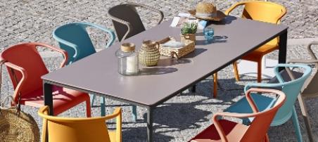 Pourquoi une table de jardin ronde est-elle le bon choix pour vous