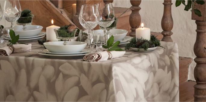 Déco de Noël vert, mousse et laurier | Blog Camif