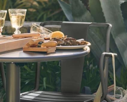 Comment choisir une table de jardin ? | Blog Camif